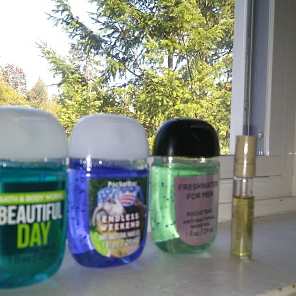 Bundle bath and body works/ Burberry spray